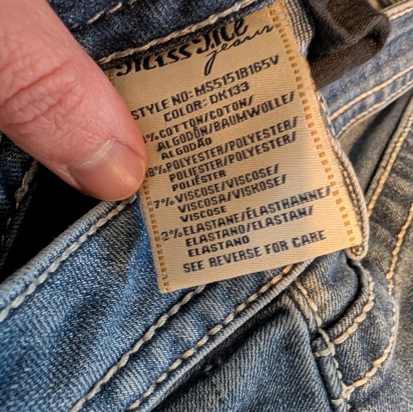 Miss Me Mid Rise Bootcut Jeans - Picture 3 of 6